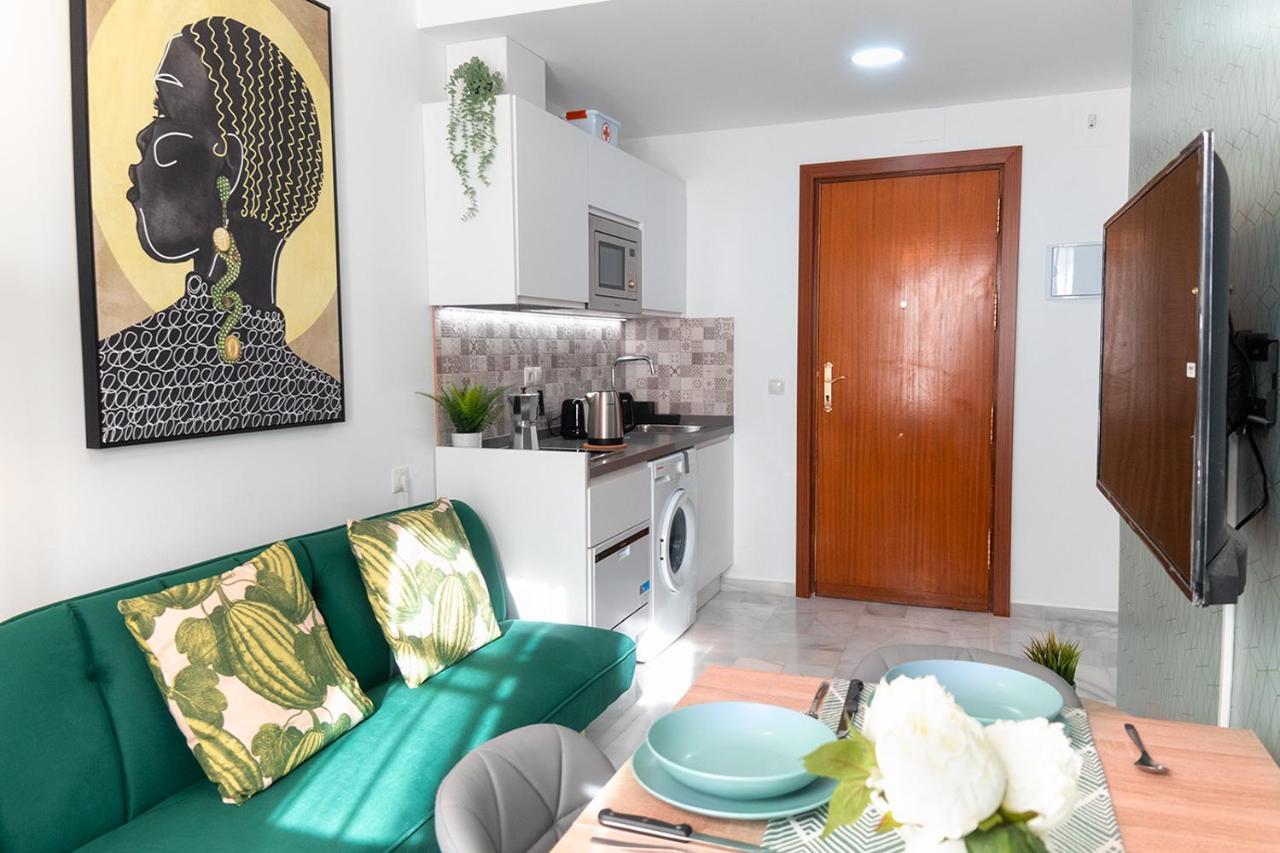 Downtown Apartment With Private Terrace & Jacuzzi Sevilha Exterior foto